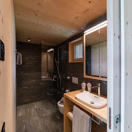 波斯基亚沃普莱斯酒店 酒店 4*