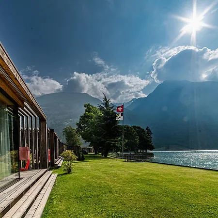 酒店 波斯基亚沃普莱斯酒店